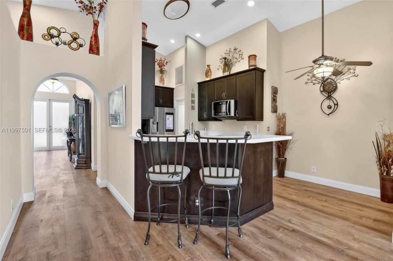 16307 NW 17th Ct, Pembroke Pines, FL 33028 Photo