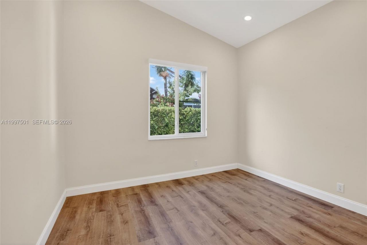 16307 NW 17th Ct, Pembroke Pines, FL 33028 Photo