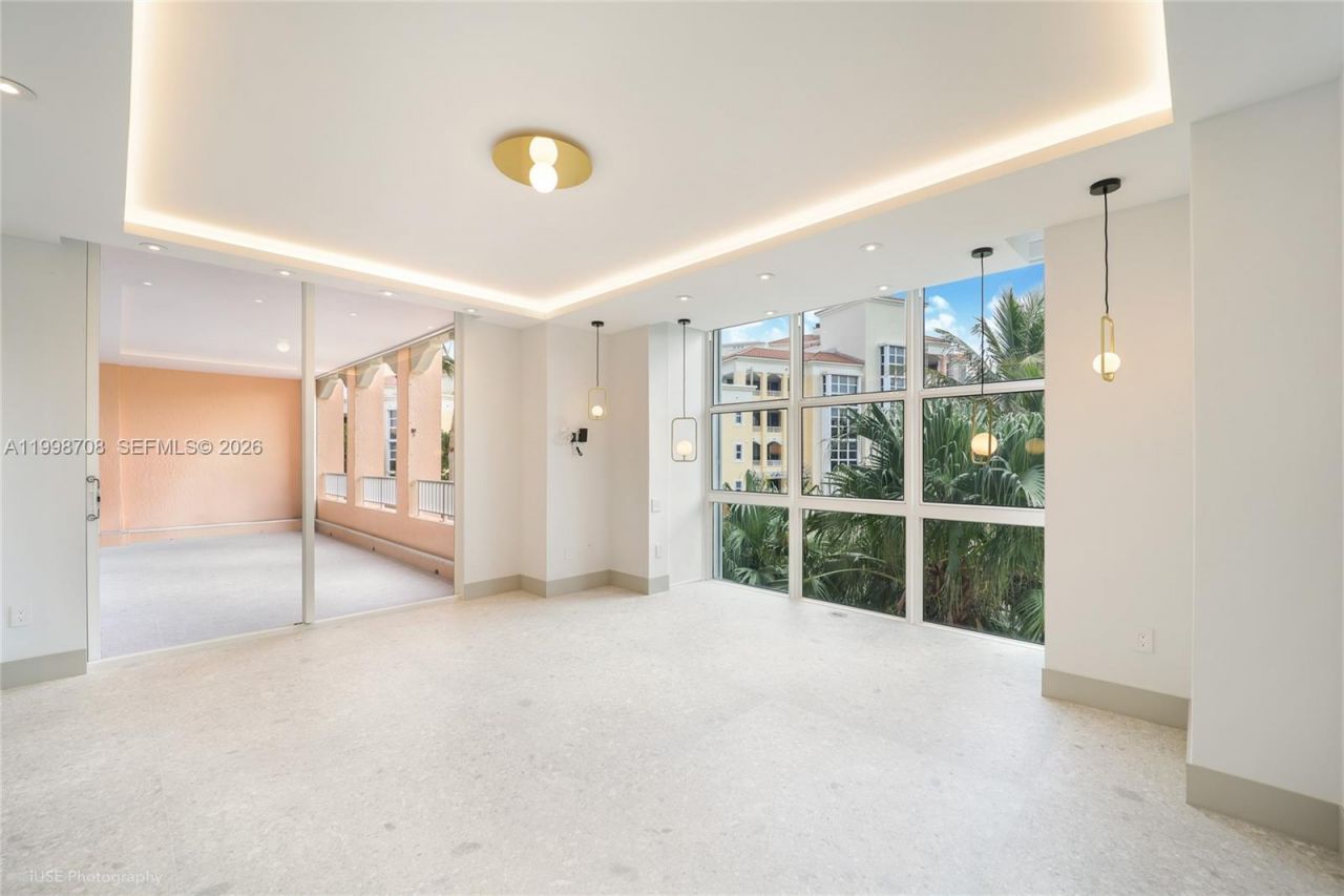 Please Call For Address, Unit 301, Key Biscayne, FL 33149 Photo