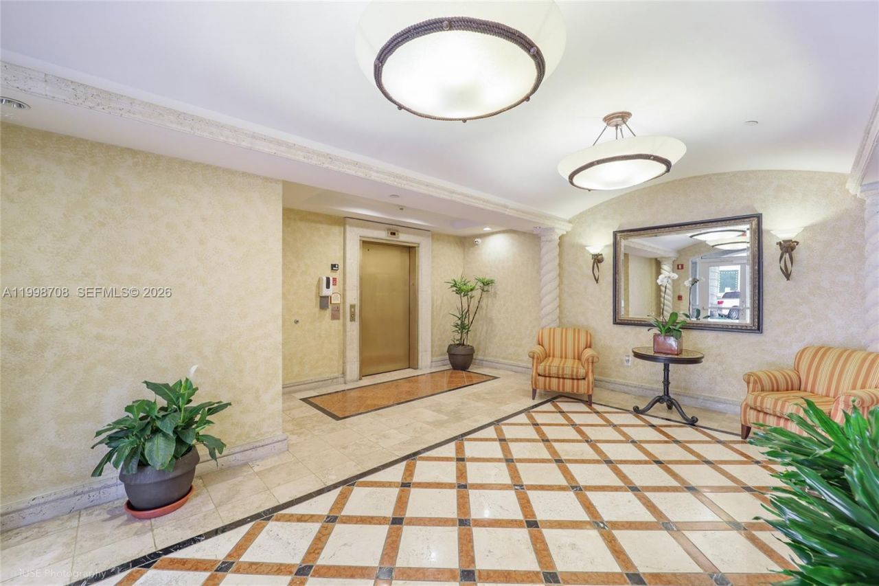 Please Call For Address, Unit 301, Key Biscayne, FL 33149 Photo