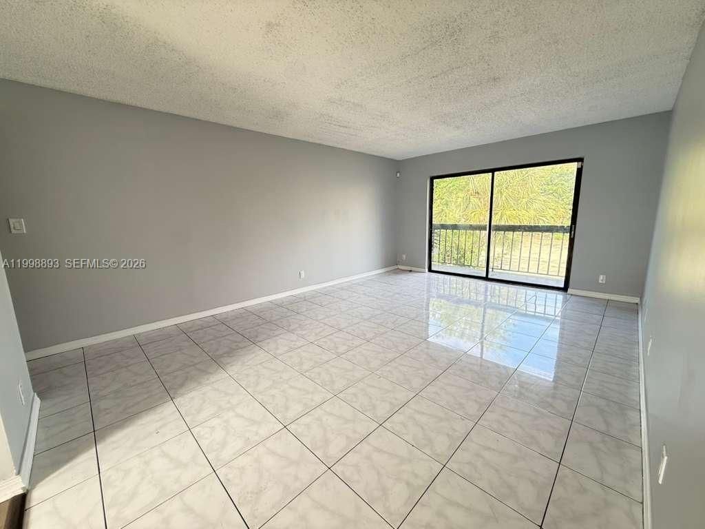 1920 N Congress Ave, Unit 201, West Palm Beach, FL 33401 Photo