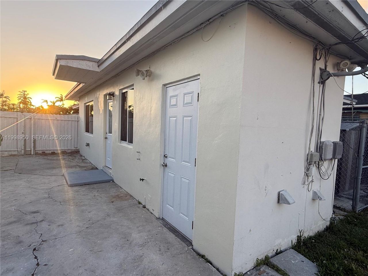 43 NW 76th Ave, Miami, FL 33126 Photo