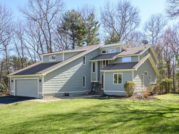 353 Birchbark Drive, Hanson, MA 02341