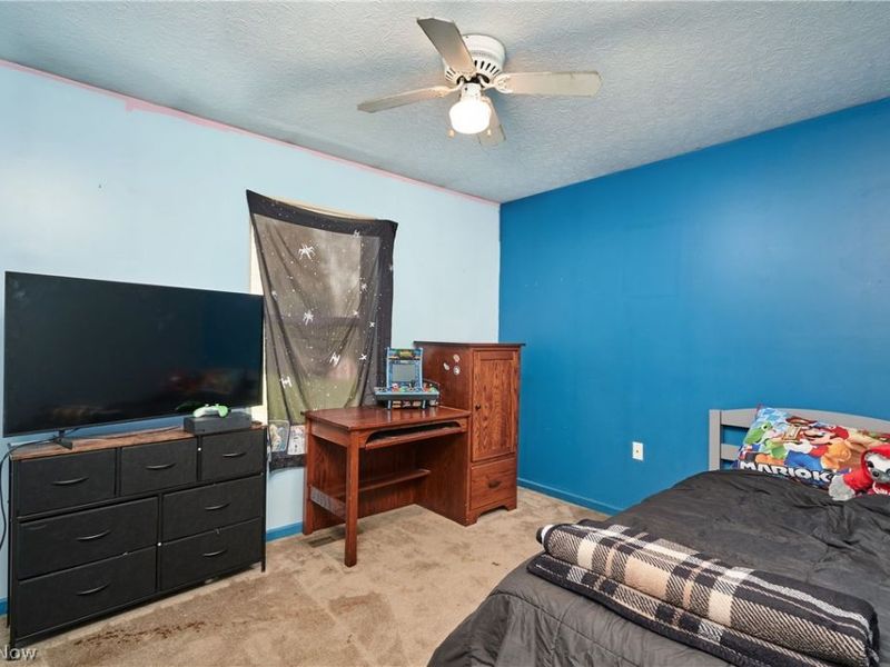 917 Proehl Drive, Barberton, OH 44203 Photo 14