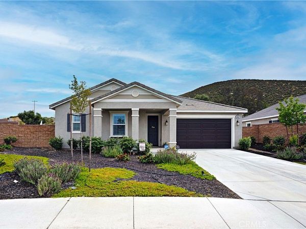 28427 Patches Dr, Menifee, CA 92585