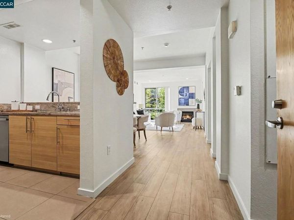 1655 N California Blvd, Unit 240, Walnut Creek, CA 94596