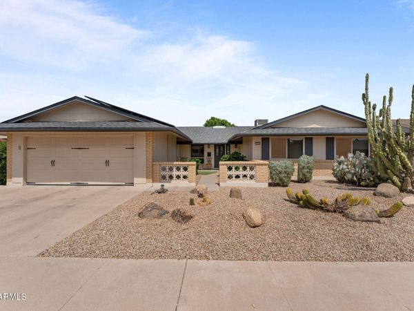 10416 W CHERYL Drive, Sun City, AZ 85351