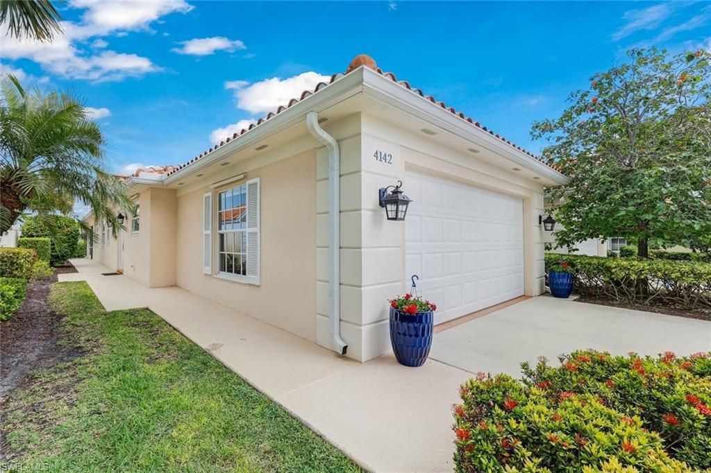 4142 Los Altos Ct, Naples, FL 34109 Main Photo