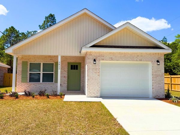 3812 Golden Acres Circle, Crestview, FL 32539