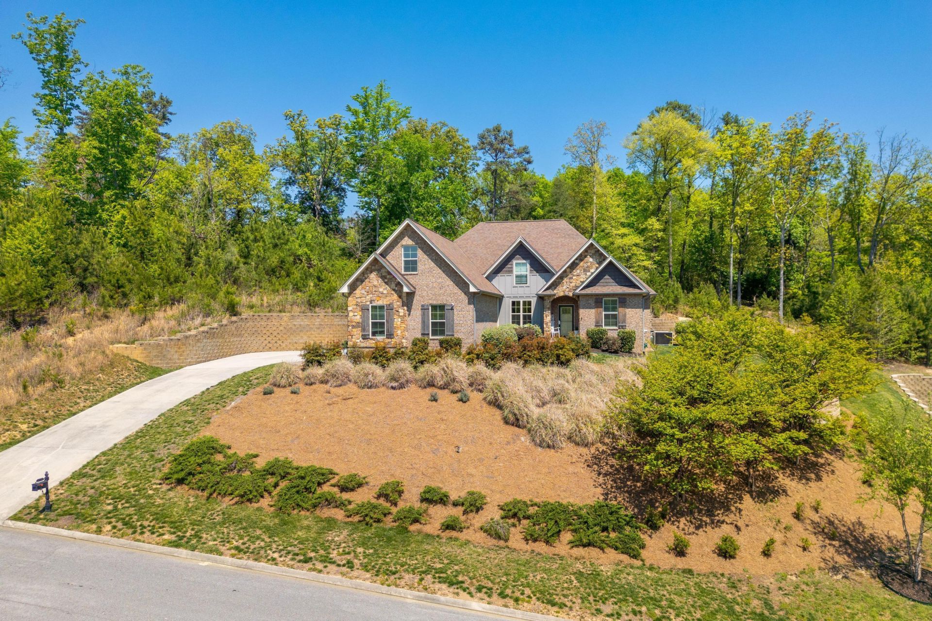 5118 Abigail Lane, Chattanooga, TN 37416 Main Photo
