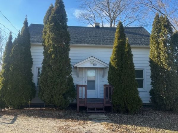 410 Ivanhoe Road , Grayslake, IL 60030