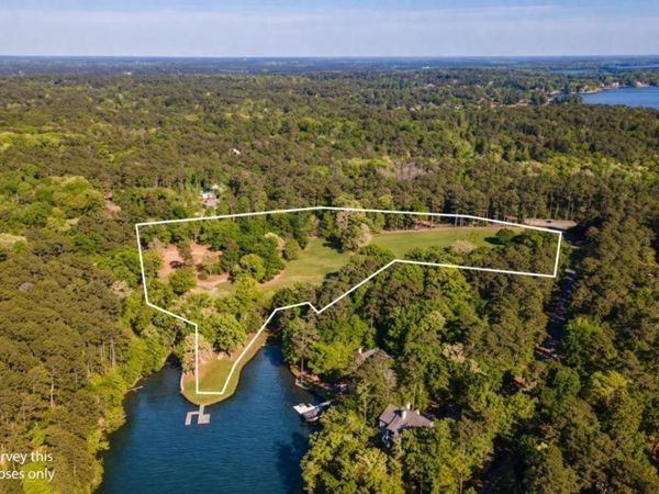 1901 Pine Grove Road, Greensboro, GA 30642