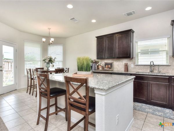 109 Igneous Lane, Jarrell, TX 76537