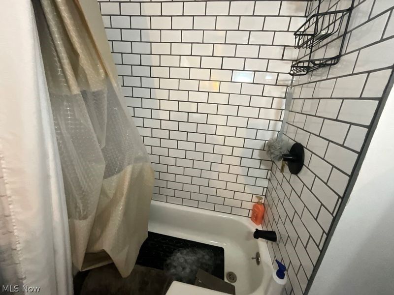 7508 Donald Avenue, Cleveland, OH 44103 Photo 13