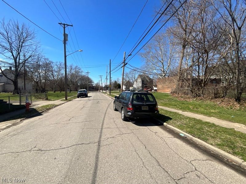 7508 Donald Avenue, Cleveland, OH 44103 Photo 2