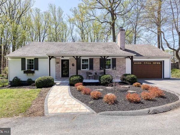 905 E SEMINARY AVENUE , TOWSON, MD 21286