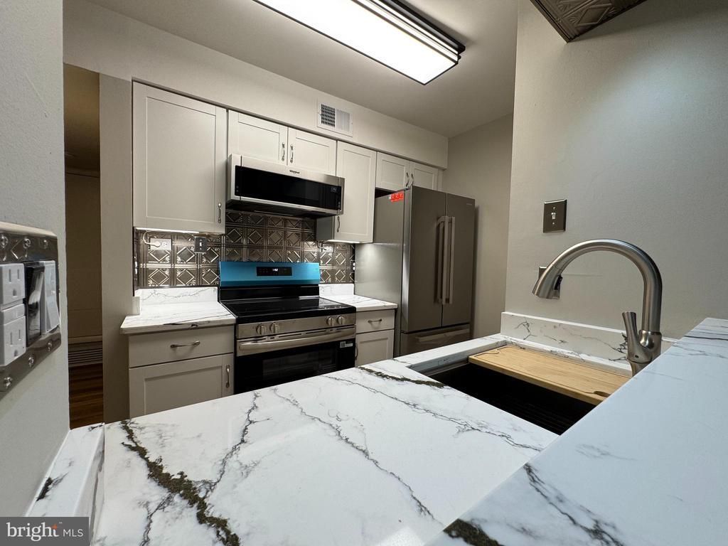 5812 Royal Ridge Drive, Unit C, Springfield, VA 22152 Main Photo