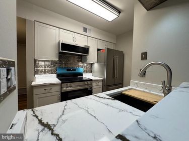 5812 ROYAL RIDGE DRIVE, Unit C, SPRINGFIELD, VA 22152