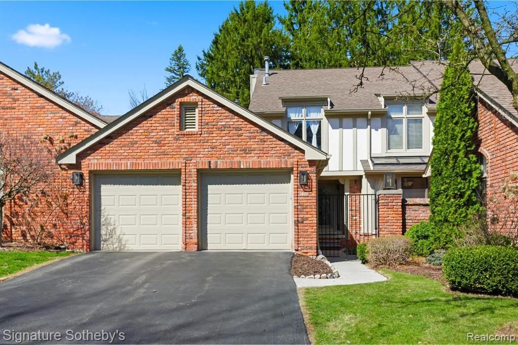 24122 Bingham Pointe Drive, Bingham Farms Vlg, MI 48025 Main Photo