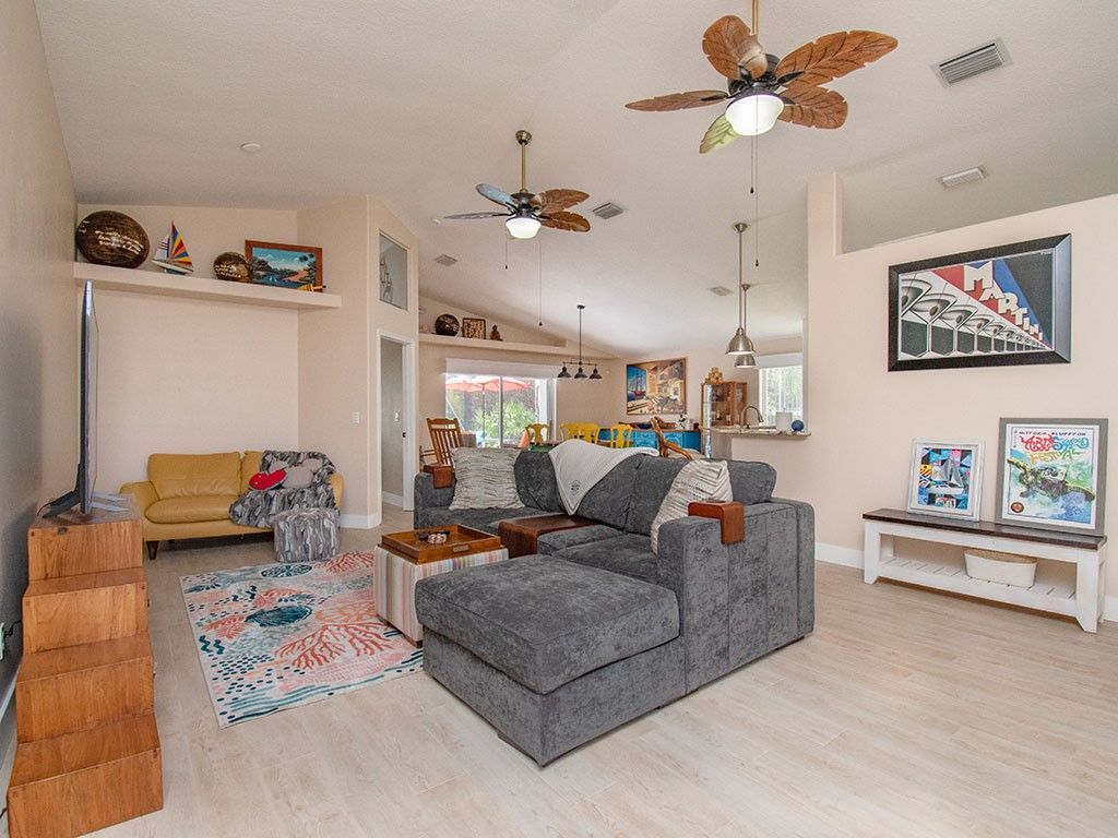 584 Birch Court, Sebastian, FL 32958 Photo