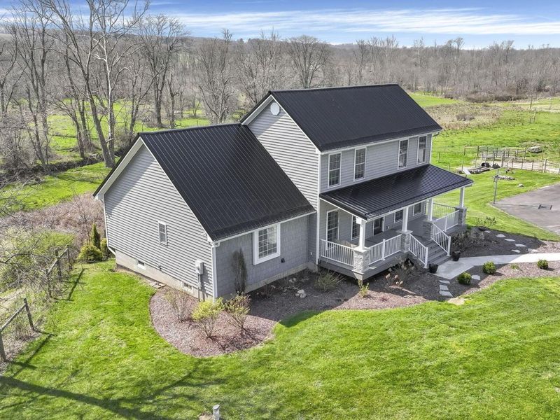 5314 Licking Valley Road NE, Nashport, OH 43830 Photo 3