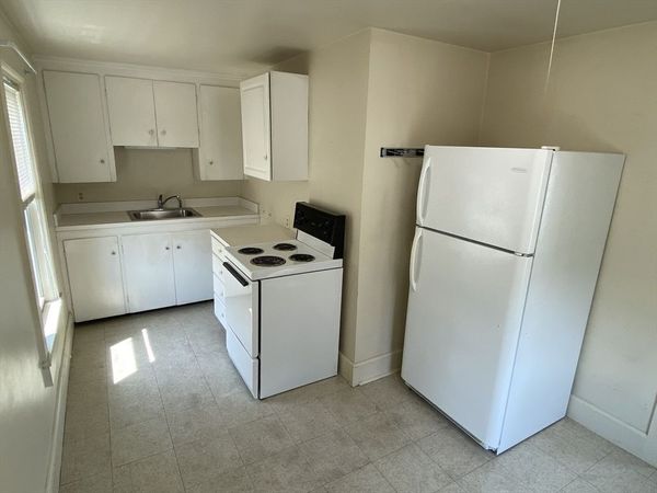 114 King Street, Unit B, Northampton, MA 01060