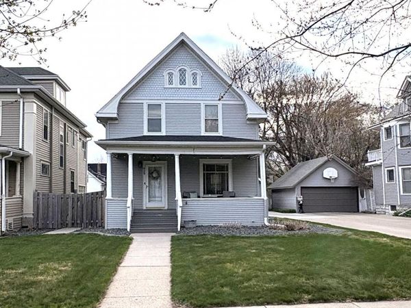 429 7th Street S, Moorhead, MN 56560