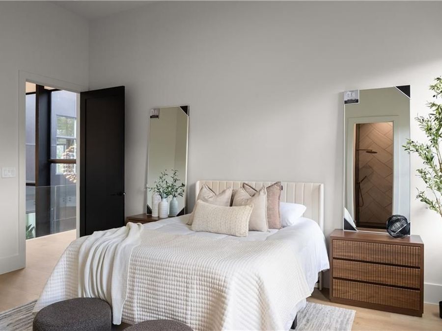 Property Image 104