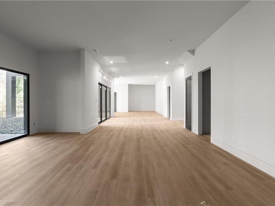 Property Image 107