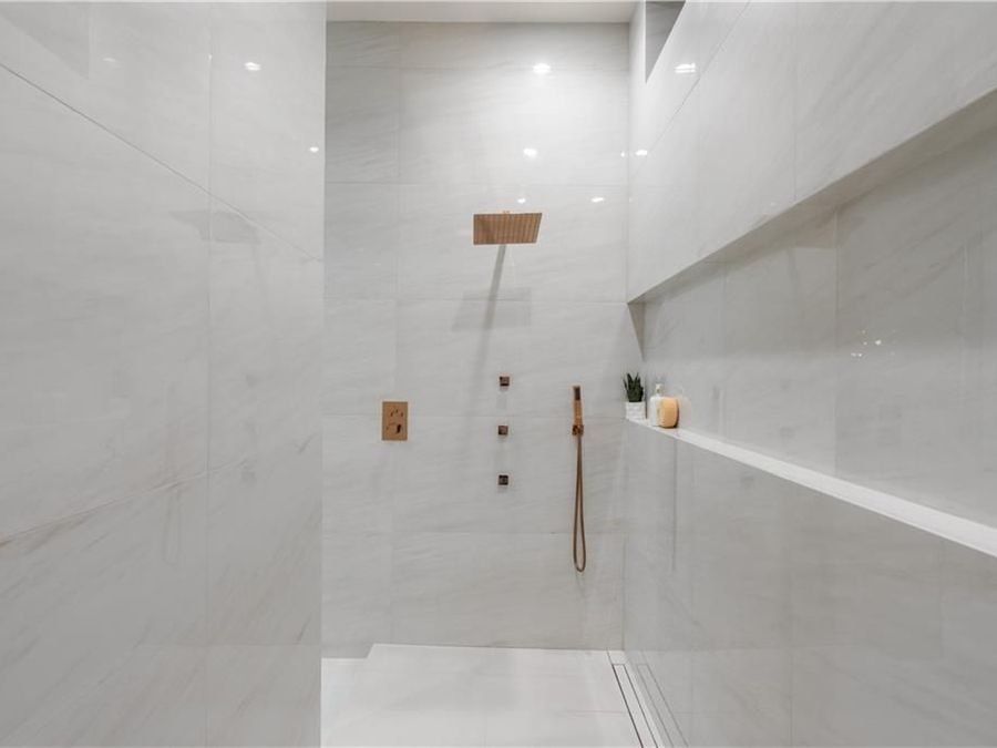 Property Image 93