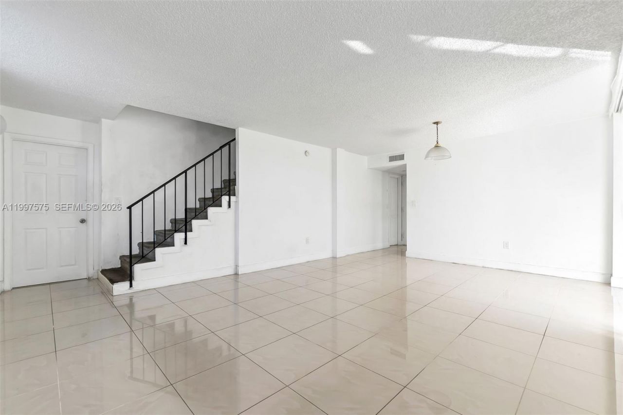 1798 NW 55th Ave, Unit 202, Lauderhill, FL 33313 Photo