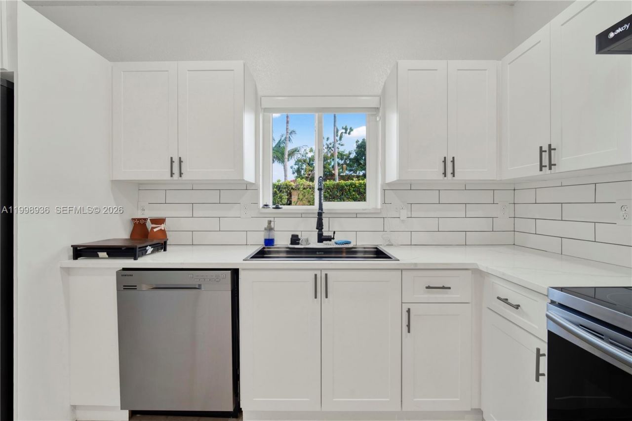 5510 SW 161st Pl, Unit ., Miami, FL 33185 Photo