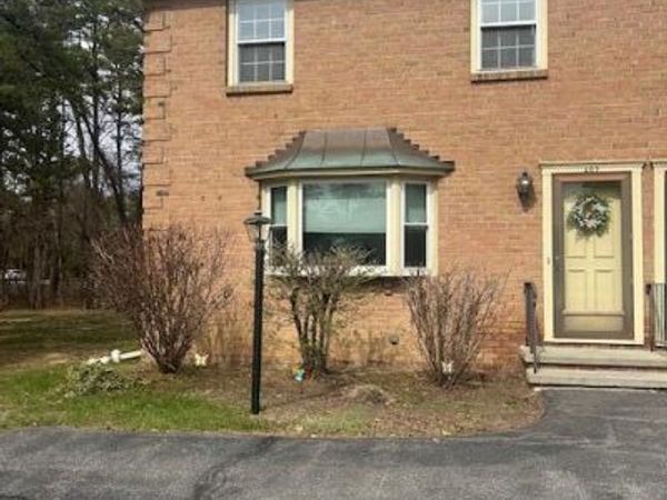 207 Point Of Woods Drive, Albany, NY 12203