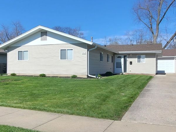 313 N Orchard Drive, Park Forest, IL 60466