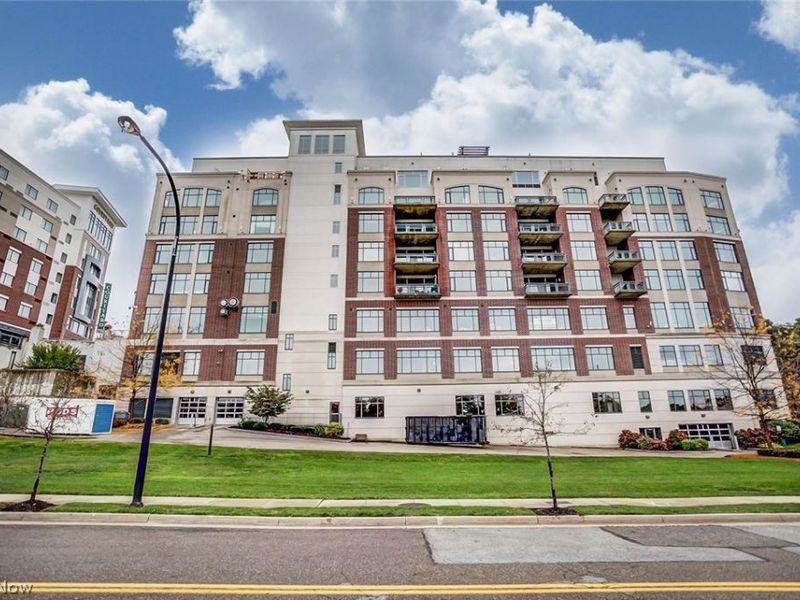 21 Furnace Street, Unit 805, Akron, OH 44308 Photo 2