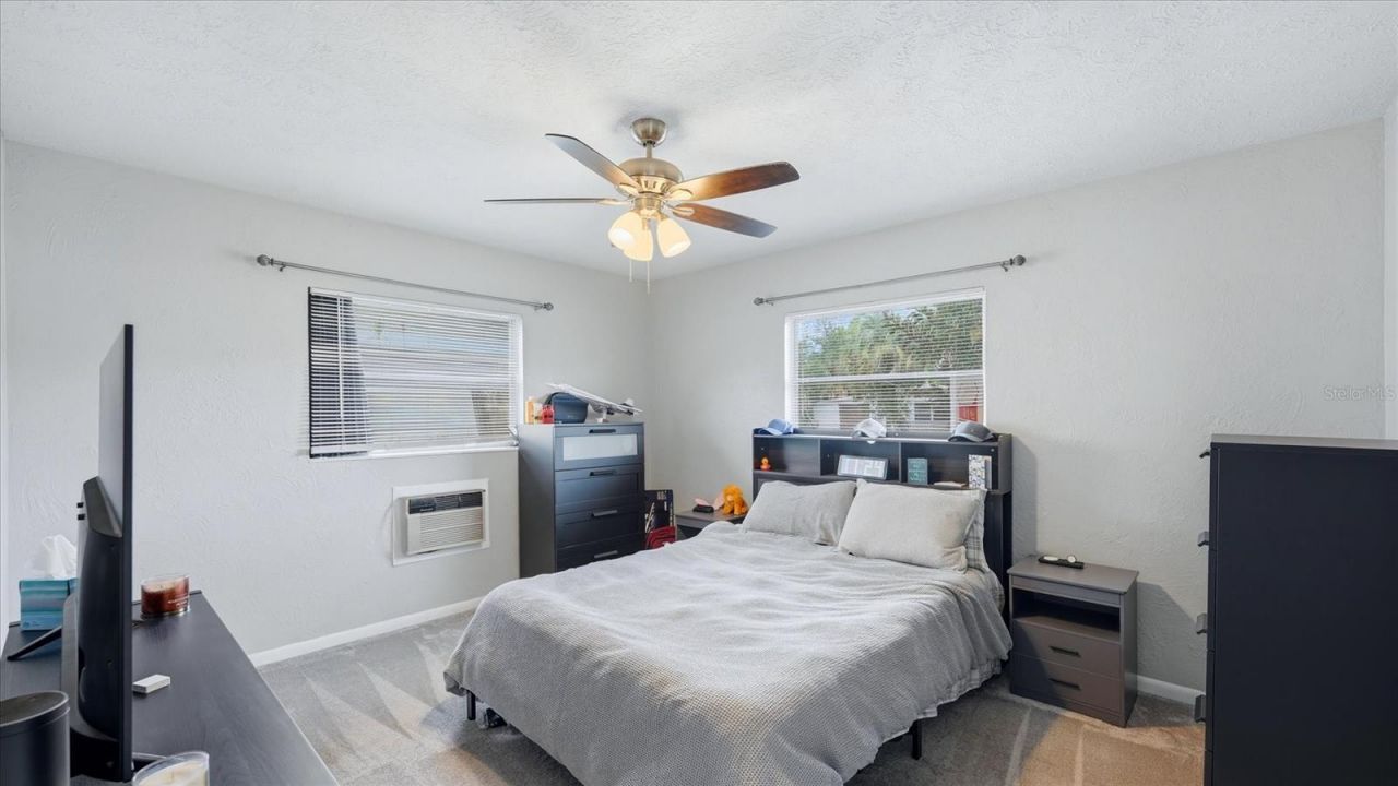 2704 52nd Avenue Terrace W, Bradenton, FL 34207 Photo