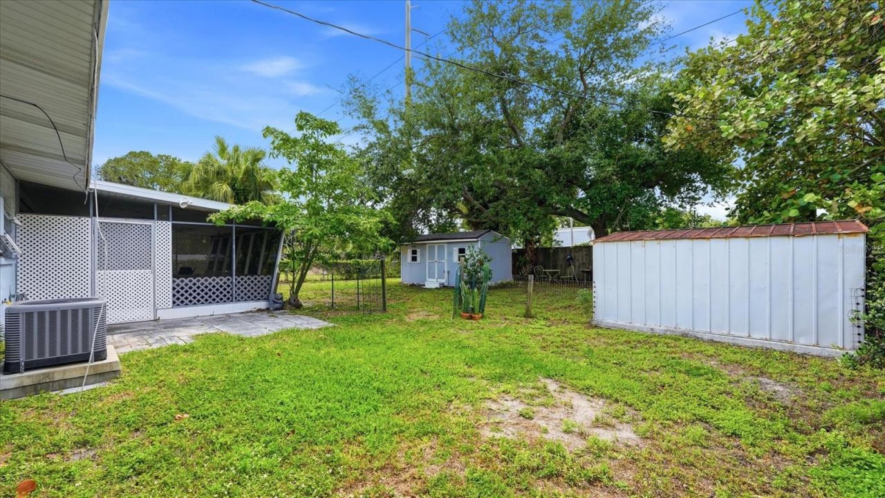 2704 52nd Avenue Terrace W, Bradenton, FL 34207 Photo
