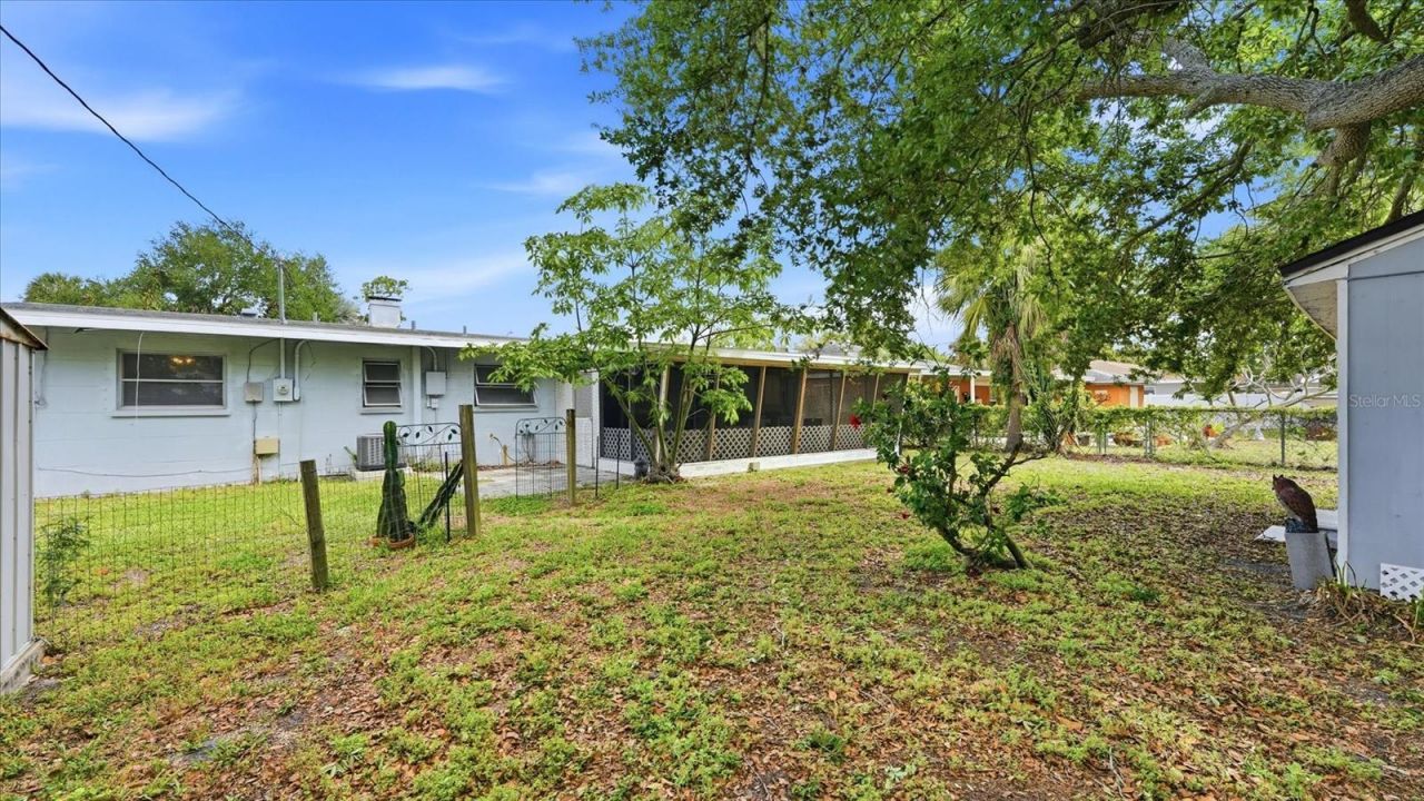 2704 52nd Avenue Terrace W, Bradenton, FL 34207 Photo