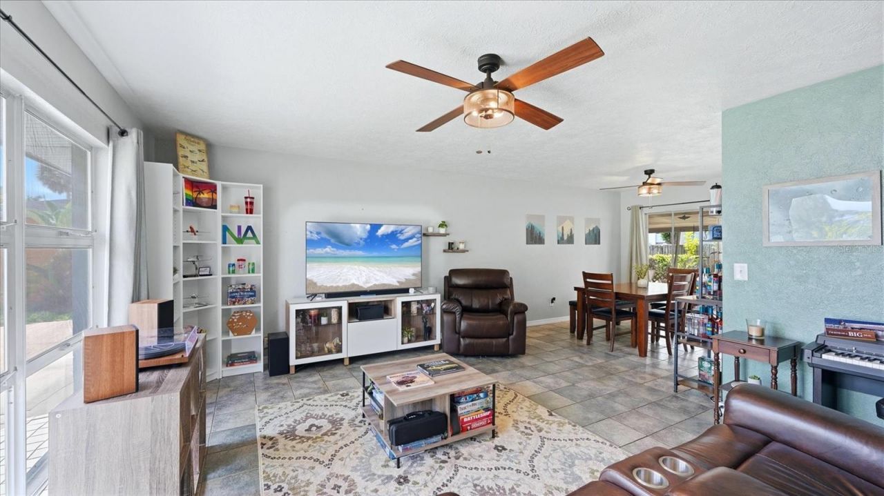 2704 52nd Avenue Terrace W, Bradenton, FL 34207 Photo