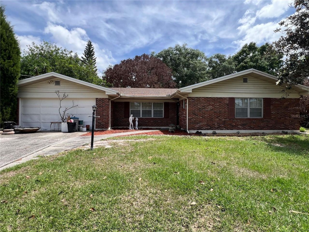 2518 14th Court Se, Winter Haven, FL 33884 Main Photo