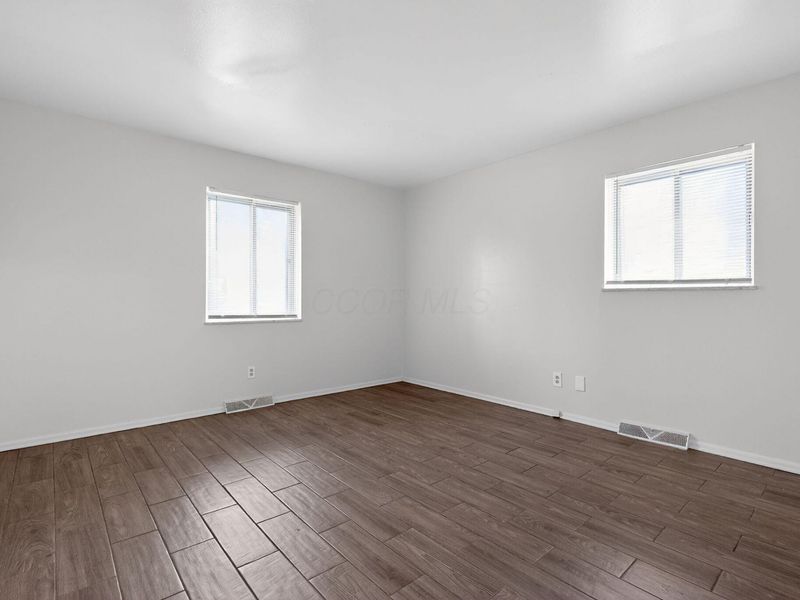 967 Ruby Avenue , Columbus, OH 43227 Photo 9