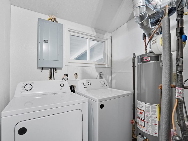 2313 Airport Drive, Columbus, OH 43219 Photo 19