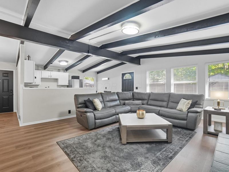 2313 Airport Drive, Columbus, OH 43219 Photo 4