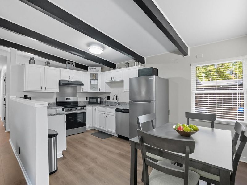 2313 Airport Drive, Columbus, OH 43219 Photo 6