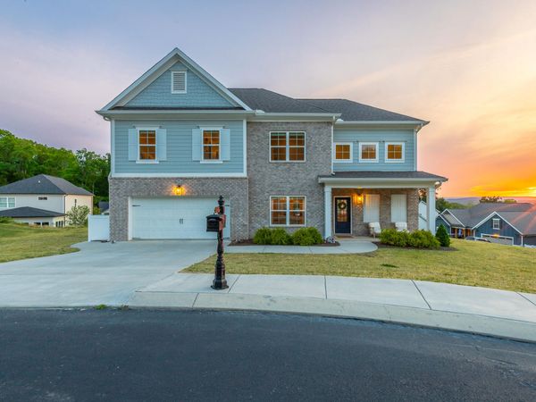 7922 Thicket Creek Lane, Ooltewah, TN 37363