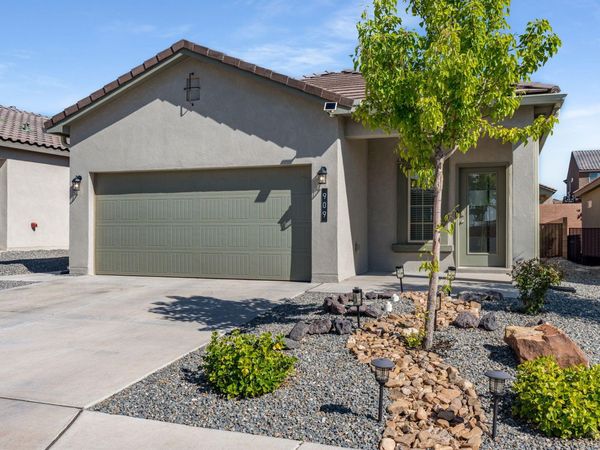 909 Tazanita Loop SE, Rio Rancho, NM 87124
