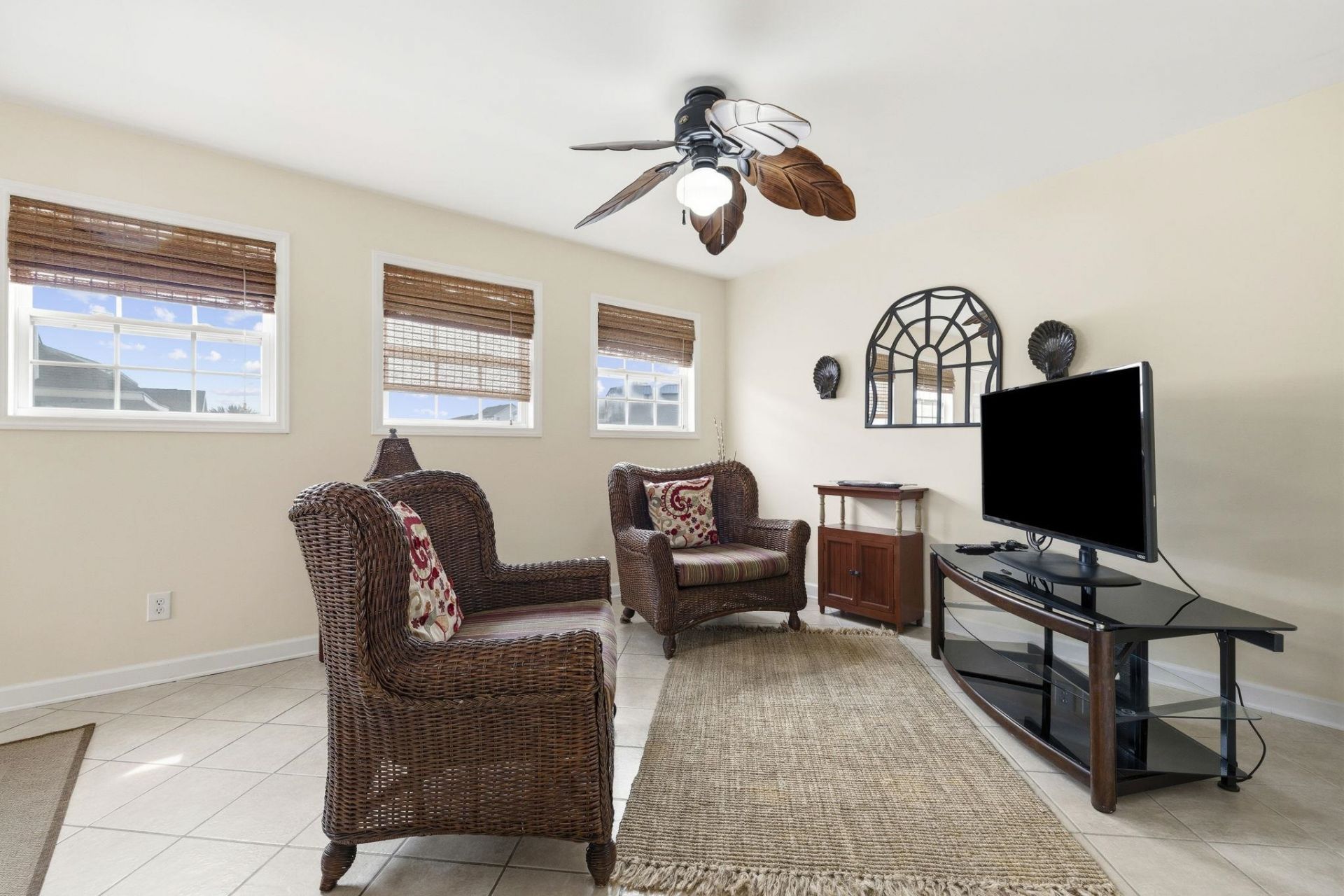 210 60th Ave. N Photo 12