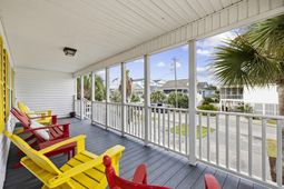 210 60th Ave. N photo 4