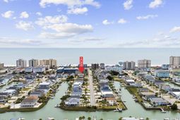 210 60th Ave. N photo 4