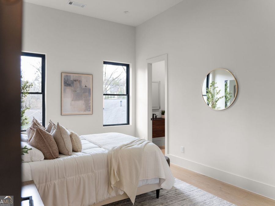 Property Image 104